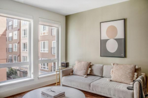 Bellevue 1br w gym lounge rooftop nr coffee SEA-578